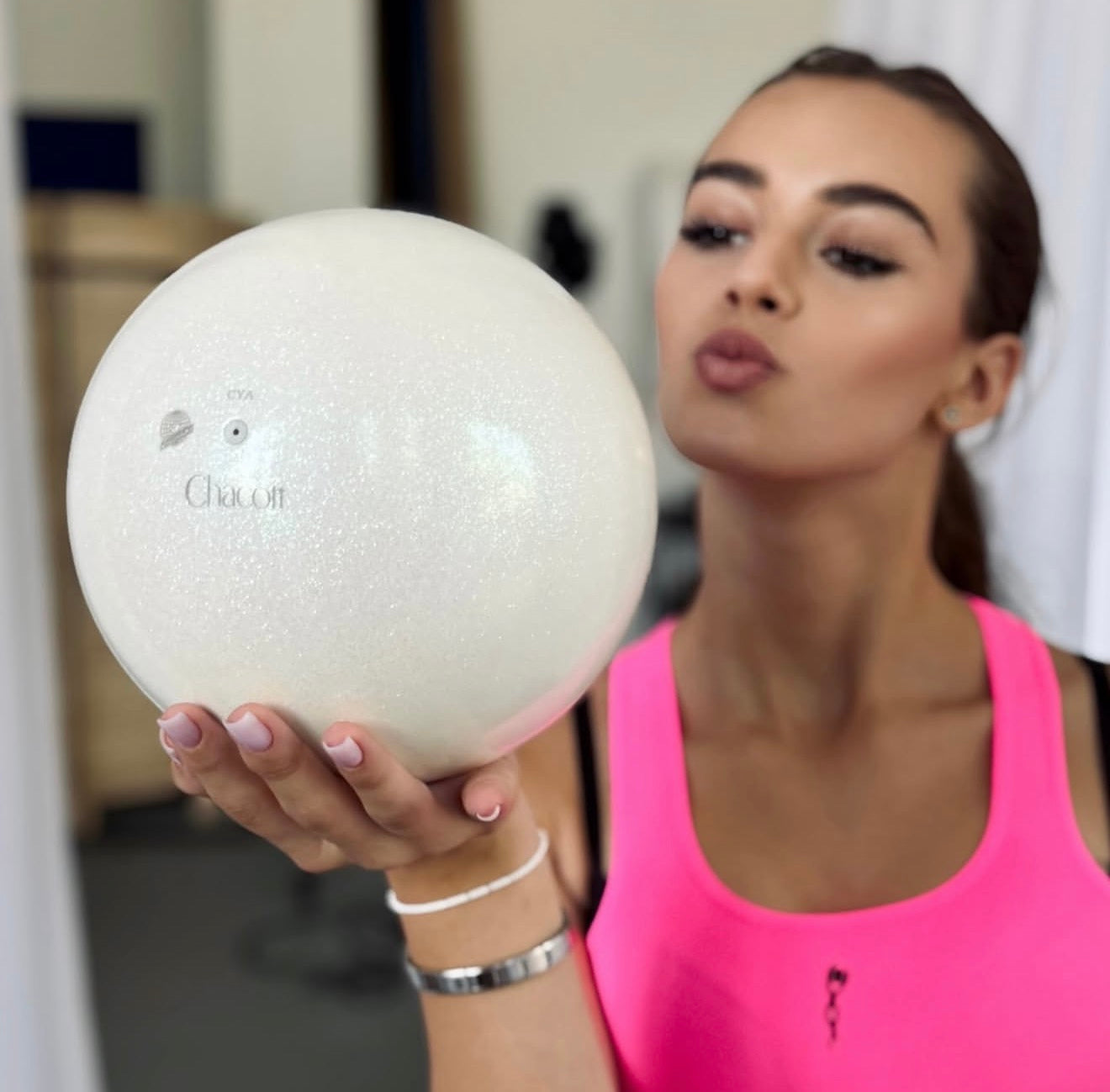 How to Choose a Rhythmic Gymnastics Ball