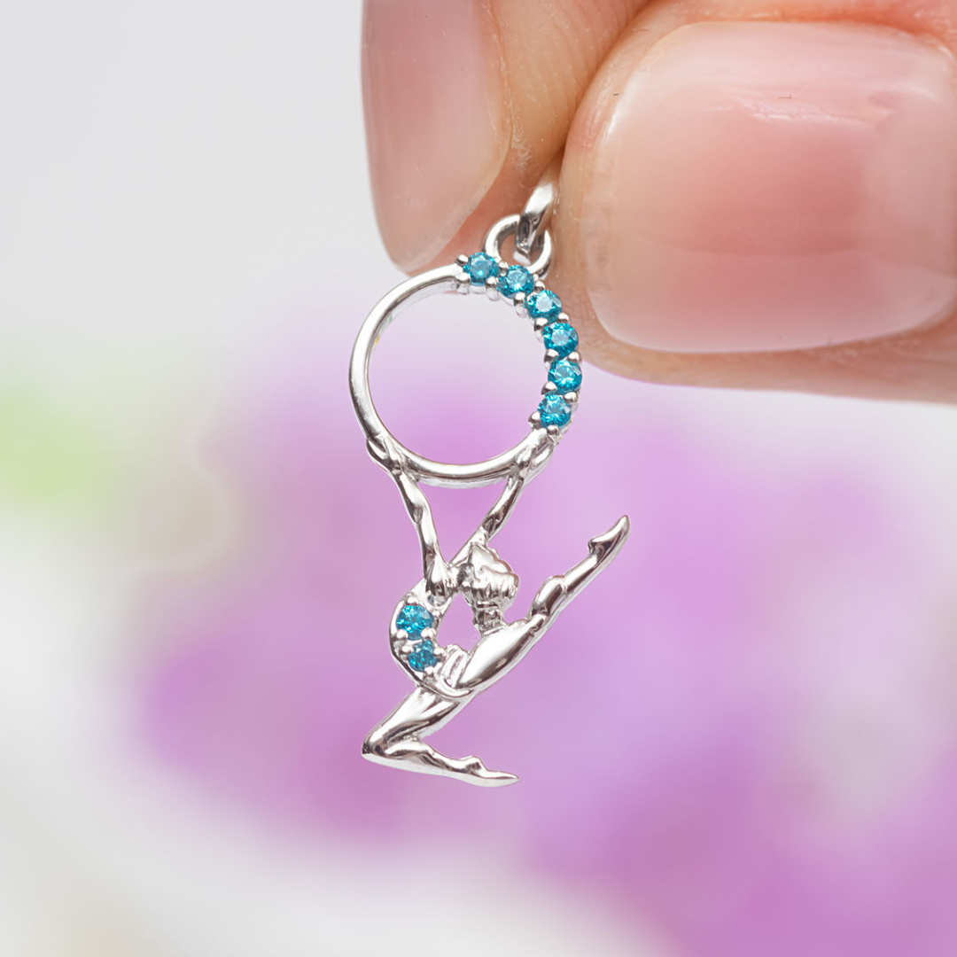 Pendentif en argent avec pierres précieuses "Champion"
